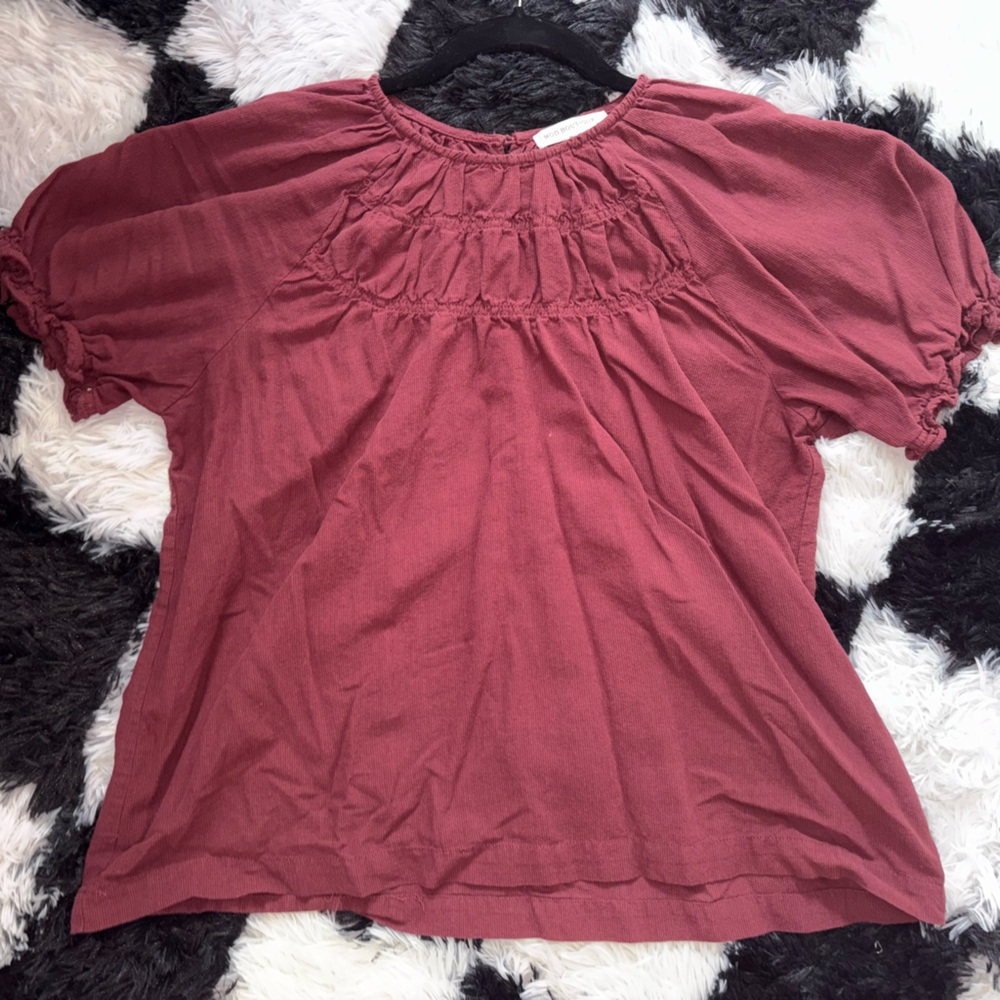MOD boutique Women's Ruffled Maroon Top